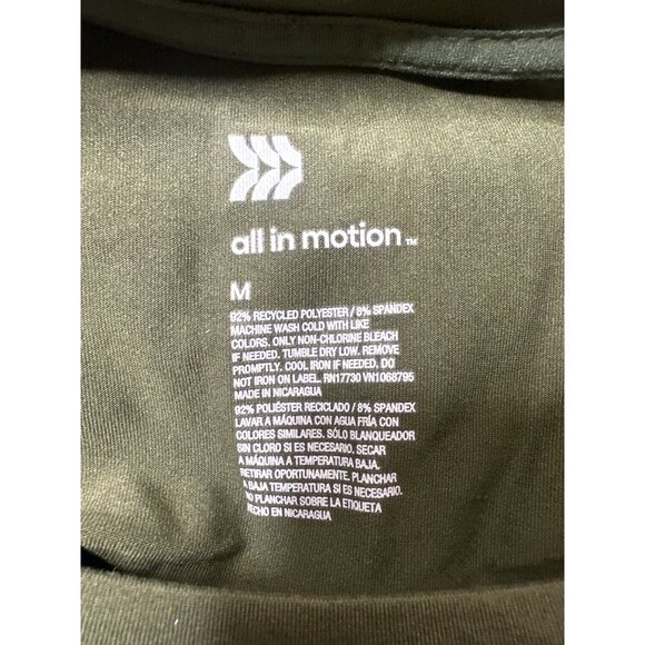 Womens Green Short Sleeve T Shirt and Gray Shorts w/ Pockets - Picture 6 of 12